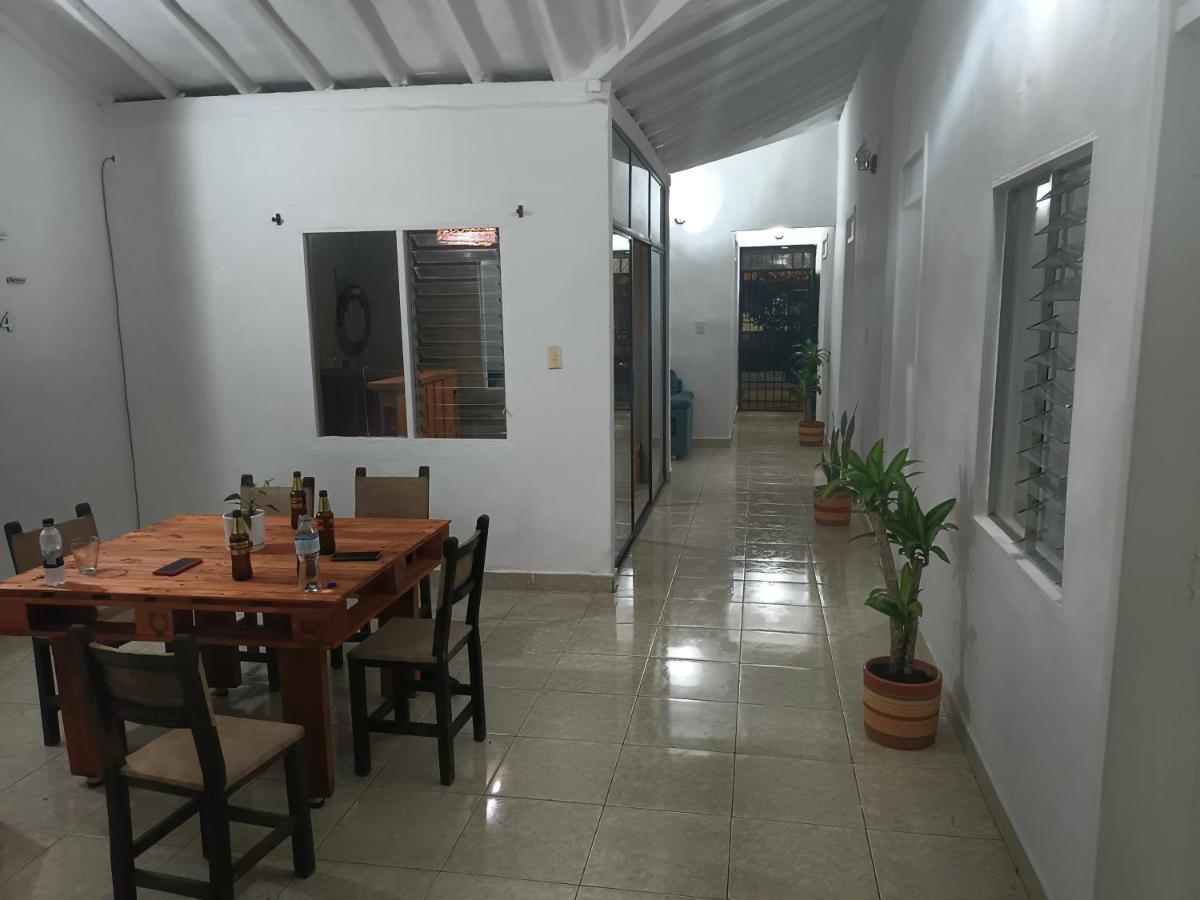 Hospedajes El Jardin Envigado Exterior photo